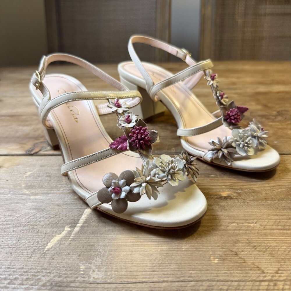 Oscar de la Renta | Size 38 (US Size 7.5) | Embellished Floral Heeled Sandal